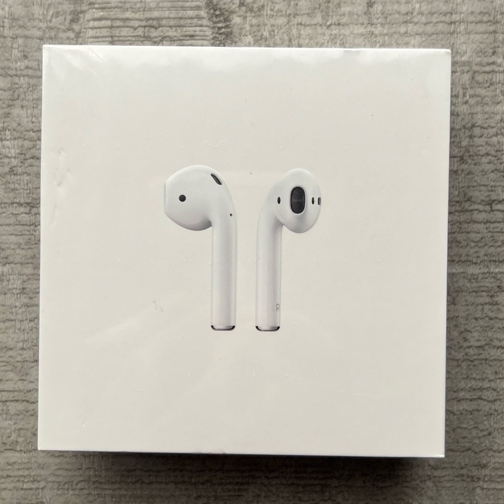 Apple AirPods 2nd Generation